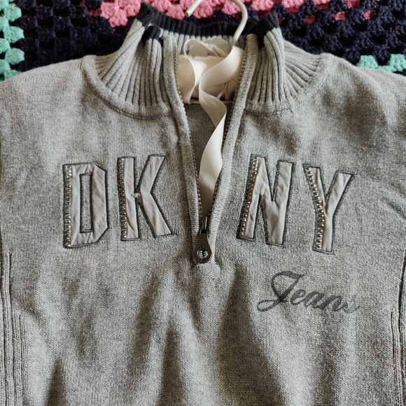 Small Grey 🩶 DYNY 100% cotton sweater - Picture 8 of 8